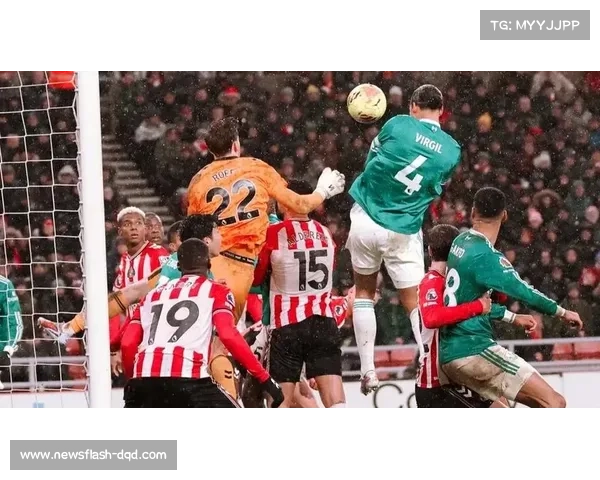 利物浦客场1-0小胜桑德兰，范戴克头球制胜破主场不败金身